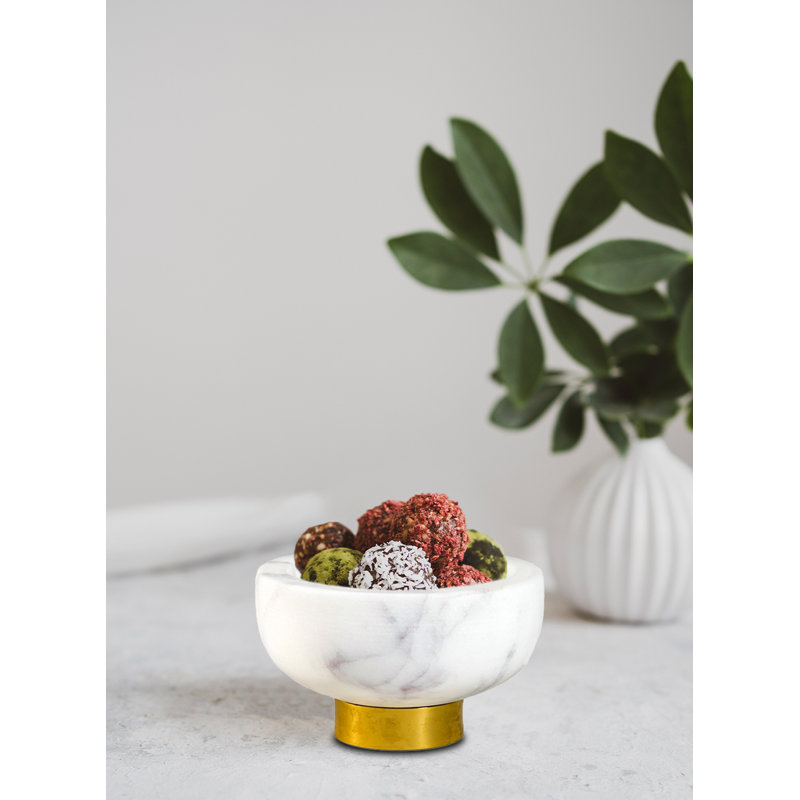 Bol en marbre blanc Wrought Studio ™ avec anneau en laiton, bol décoratif polyvalent - à utiliser comme centre de table, bol à fruits, 2,5 po de hauteur et 4 po de diamètre