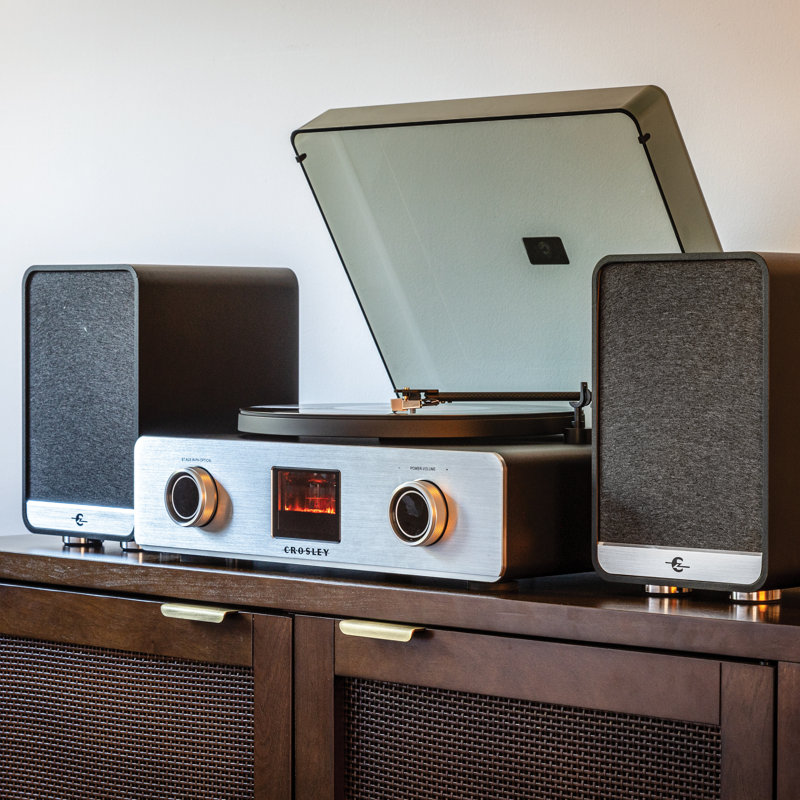 C92 Record Player With Speakers