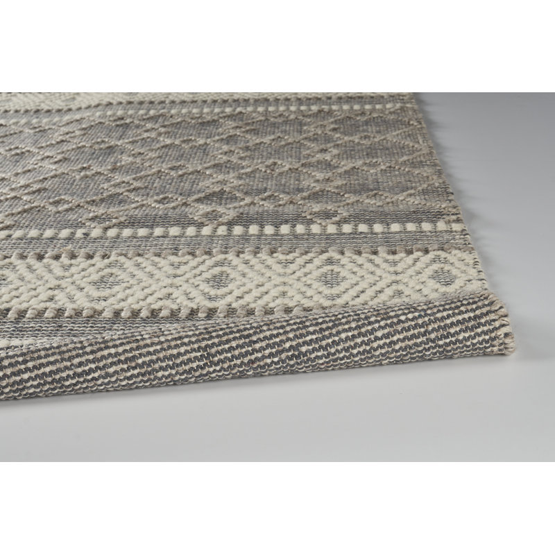 Aezaz Moroccan Indoor Rug, Rectangle 8' x 10' 