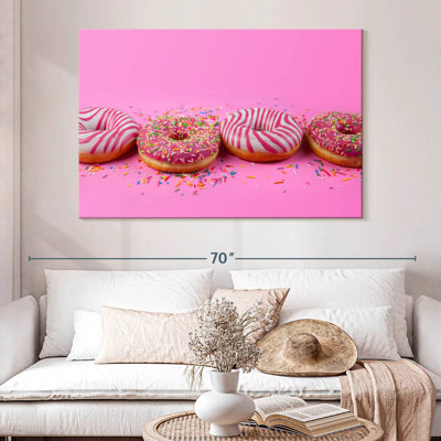 Yarlin Pastel Pink Doughnuts