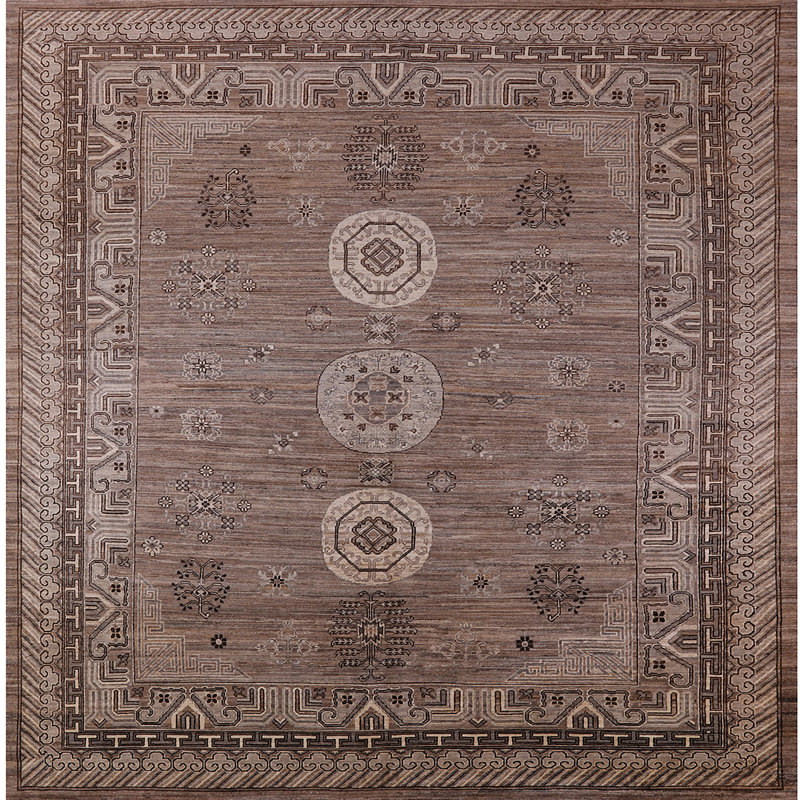 Tapis brun à motif oriental, Carré 6 pi