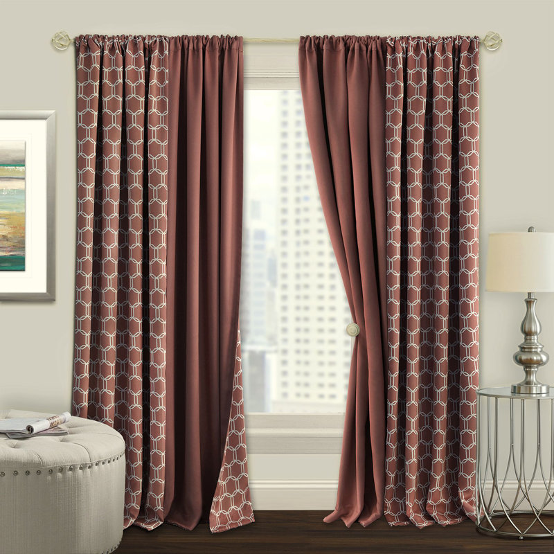 Panneau de rideau simple semi-transparent géométrique Crutcher, l 50 po x L 84 po, Marsala