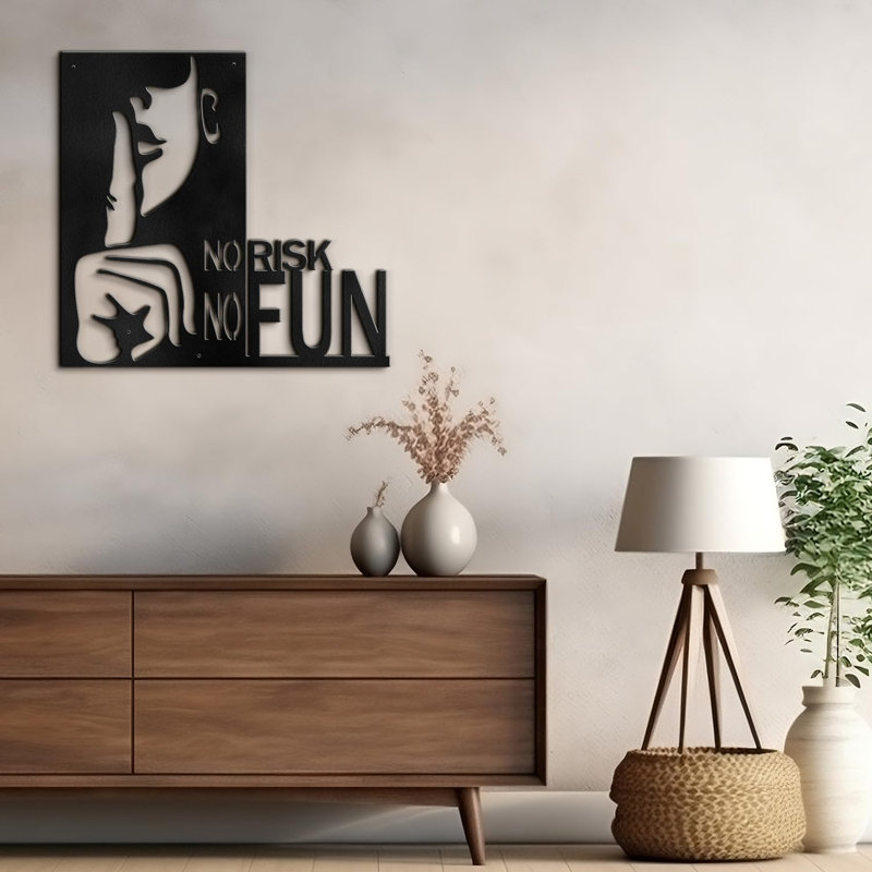 Décoration murale en métal, H 12 po x l 12 po x P 0,05 po, Noir