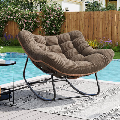 Très grande chaise berçante d'extérieur de style Papasan avec structure en rotin PE en métal et coussin, capacité de 400 lb pour le patio