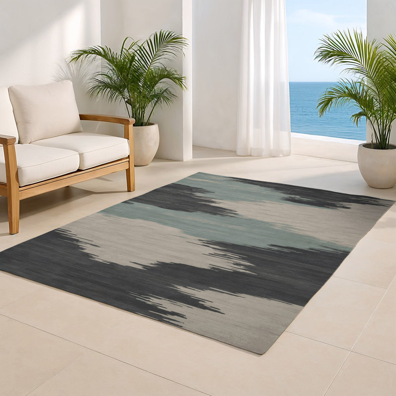 Watercolor Gray Indoor and Outdoor Area Rug, Rectangle 4' x 6'