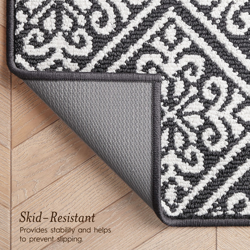Austell Machine Woven Synthetic Geometric Area Rug, Gray