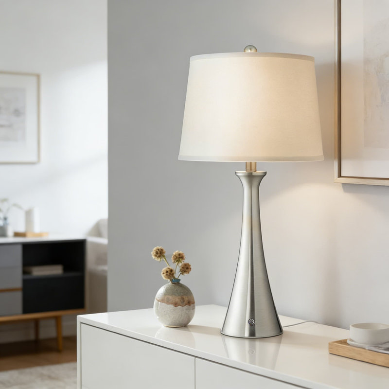 Ensemble de 2 lampes de table modernes avec ports de charge USB et prise de courant, lampes de chevet en nickel brossé à intensité variable pour la chambre à coucher, le salon ou le bureau