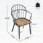 Ensemble de chaises de salle à manger élégantes avec pieds en métal et finition bouleau clair, parfait pour les décors modernes et industriels