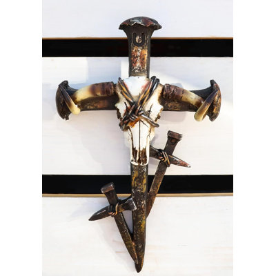 Ilysa Figurines & Sculptures