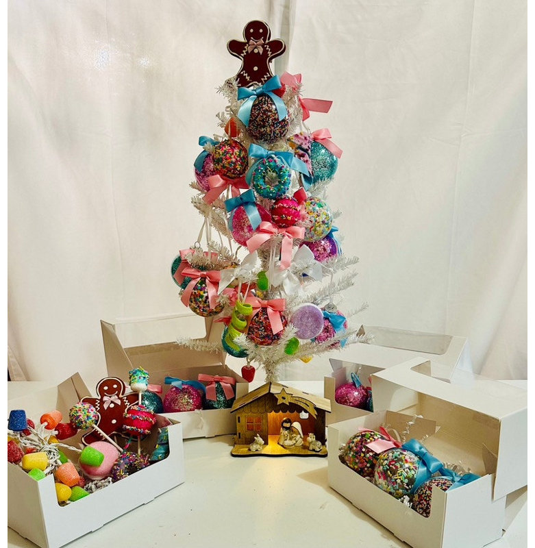 Kid's Build a Tree Kit DIY: Sugarplum Set (Christmas Tree)