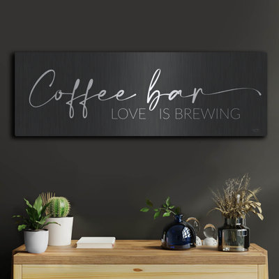  «Coffee Bar - Love Is Brewing» par Lux + Me Designs, art mural en métal, 36 po x 12 po
