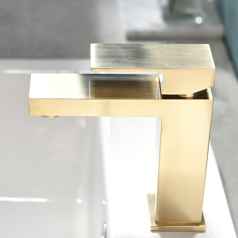 Single-Hole Single-handle Bathroom Faucet, Brushed Gold