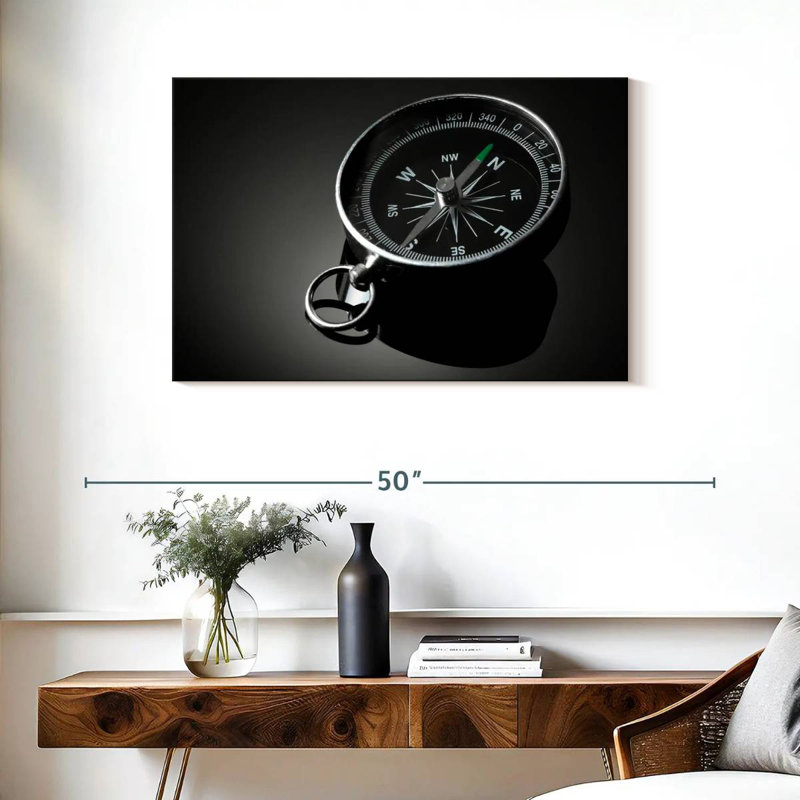 Black compass Aletra, H 24 po x l 36 po