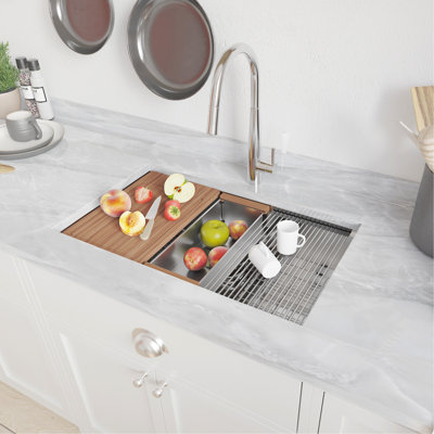 Premium Stainless Steel Undermount Kitchen Sink With Advanced Features For Daily Use