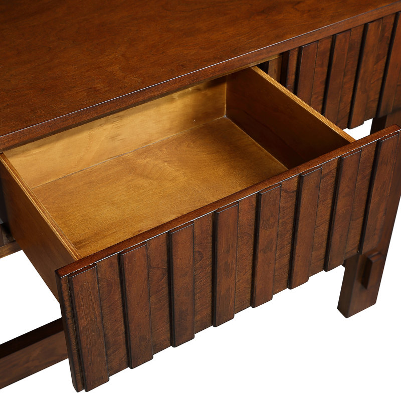 Table télé compacte de 132 cm (52 ​​po) avec pieds en bois massif de style mid-century. Finition cannelée, couleur cerisier. Idéal pour un coin télé, un salon, un corridor ou toute autre pièce de votre espace de vie.