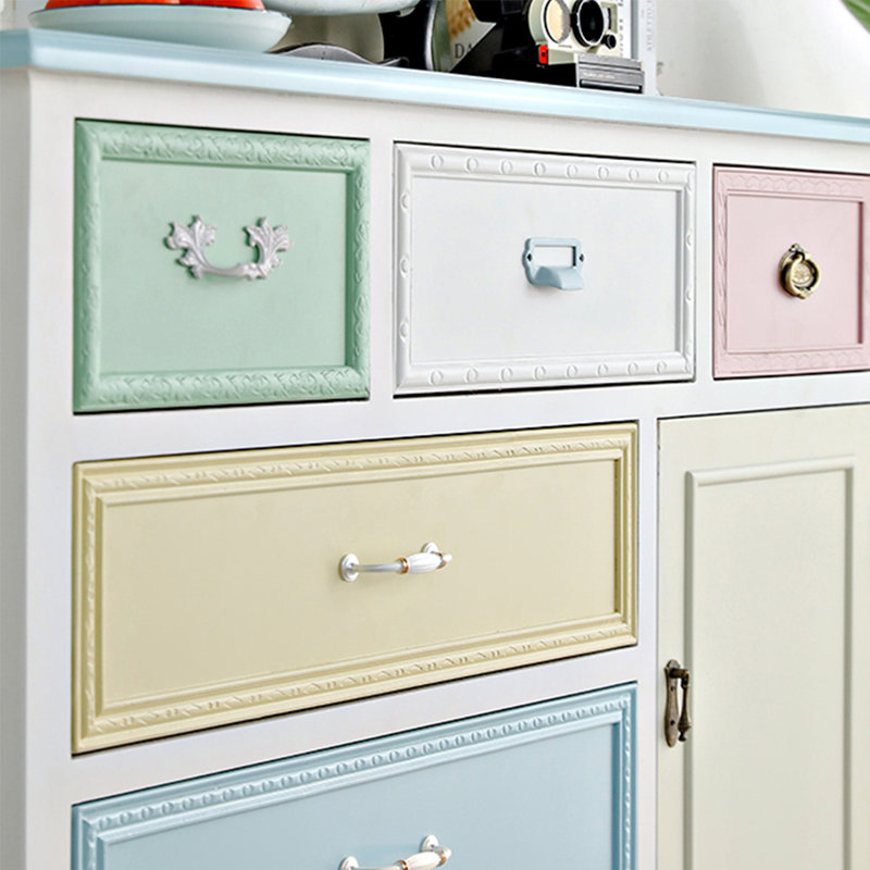 Armoire multifonctionnelle de style nordique