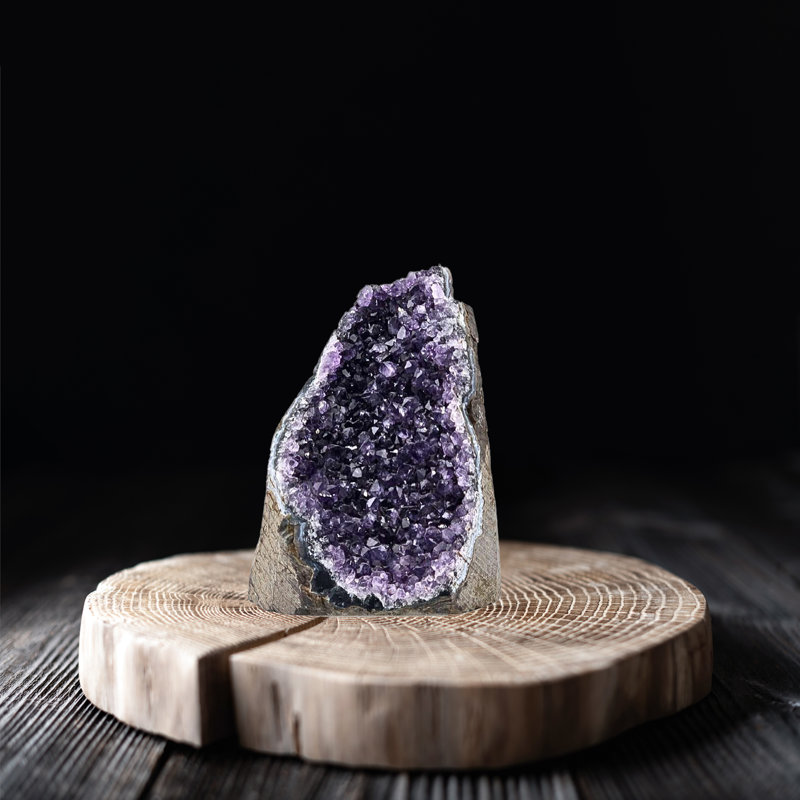 Améthyste Eternity Mauve, H 4,5 po x l 3,5 po x P 3,5 po