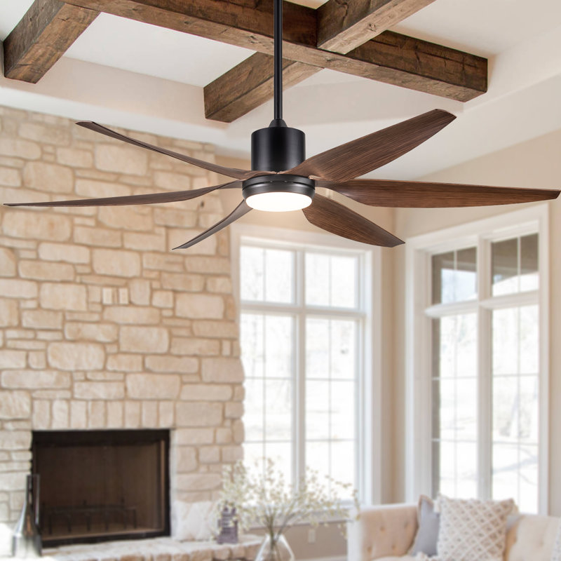 Ventilateur de plafond 66 po en faux bois avec lumières DEL