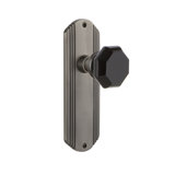 Deco Plate with Waldorf Black Door Knob