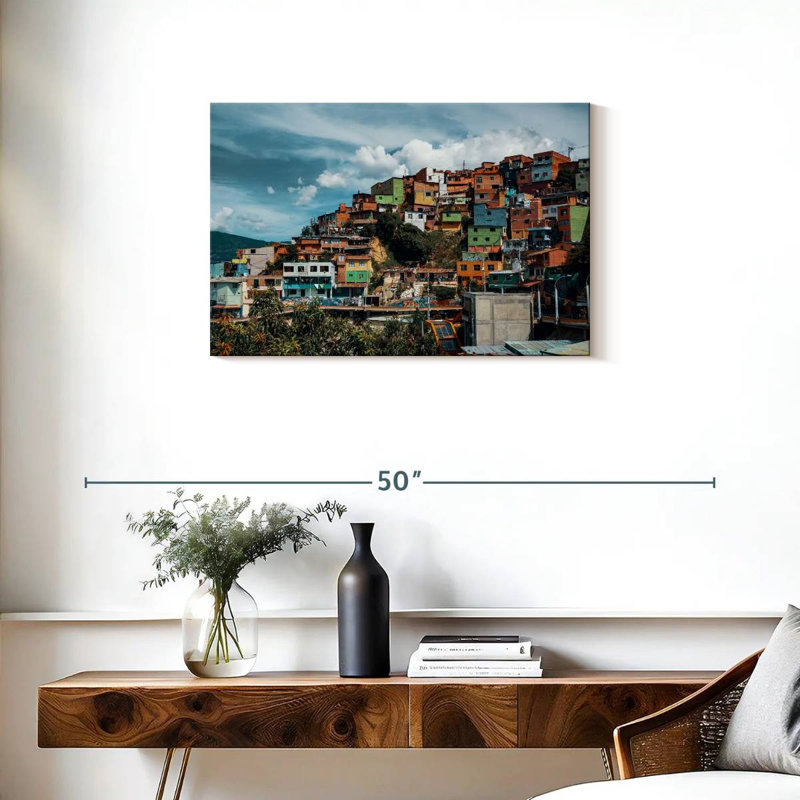 Nicci Medellin Homes, H 20 po x l 30 po