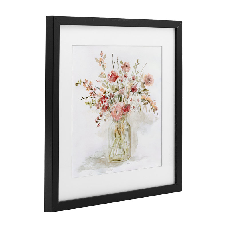«Springtime Blooms in Glass Vase», reproduction encadrée sous verre, design par Carol Robinson, H 13 po x l 13 po