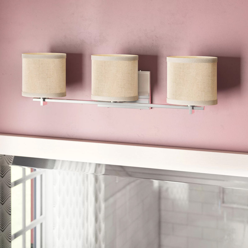 Éclairage pour meuble-lavabo 3 lumières Kenyon, Nickel brossé, 60 W