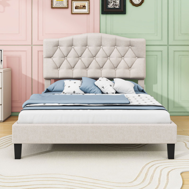 Lit plateforme tapissier luxueux avec tête de lit, Double