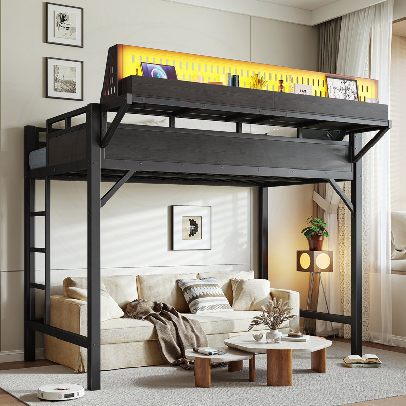 Lit mezzanine simple TG avec tablettes de rangement, panneau perforé, ports USB et lumières DEL