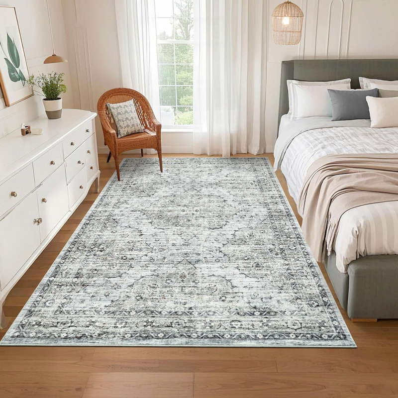 5X7 Blue Brown Vintage Floral Area Rug, Low Pile Non-Slip Washable Carpet For Living Room & Bedroom, Soft Foldable Mat