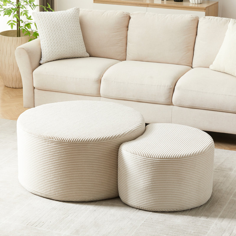 Table d'appoint rembourrée ronde de 2, conception gigogne pour le salon, table basse moderne en mousse, sans assemblage, velours côtelé beige, tables compactes et efficaces, débrouillardise
