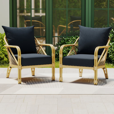 All Weather Polyethylene (PE) Rattan Indoor/Outdoor Lounge Chair, Patio Chair with Cushions and Armrests, Perfect For Patio, Porch, Or Garden