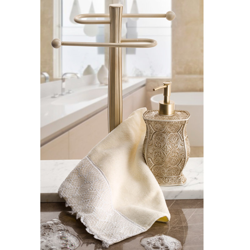 100% Cotton Ultra Light Fingertip Towel, Ivory