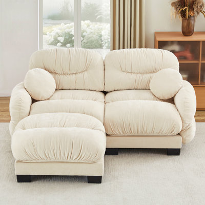 Canapé modulaire confortable à 2 places en tissu de chenille plissé avec siège ergonomique en mousse haute densité, canapé modulaire en forme de L avec repose-pieds, accoudoirs arrondis arrondis et 2 coussins décoratifs ronds, beige