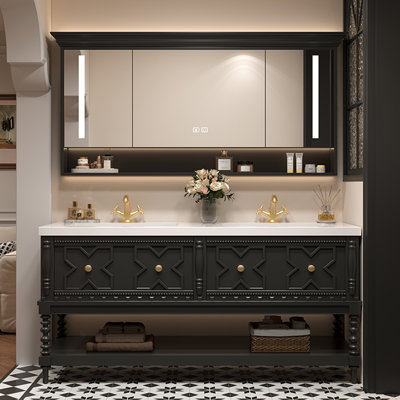 Armoire de salle de bain rétro de style français.