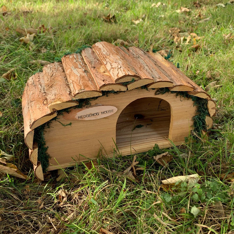 Kamal Freestanding Hedgehog House