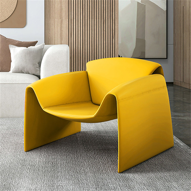 Fauteuil d'appoint moderne en similicuir, fauteuil lounge sculptural incurvé de 78 cm de large, fauteuil de lecture rembourré en cuir PU pour salon, chambre ou bureau