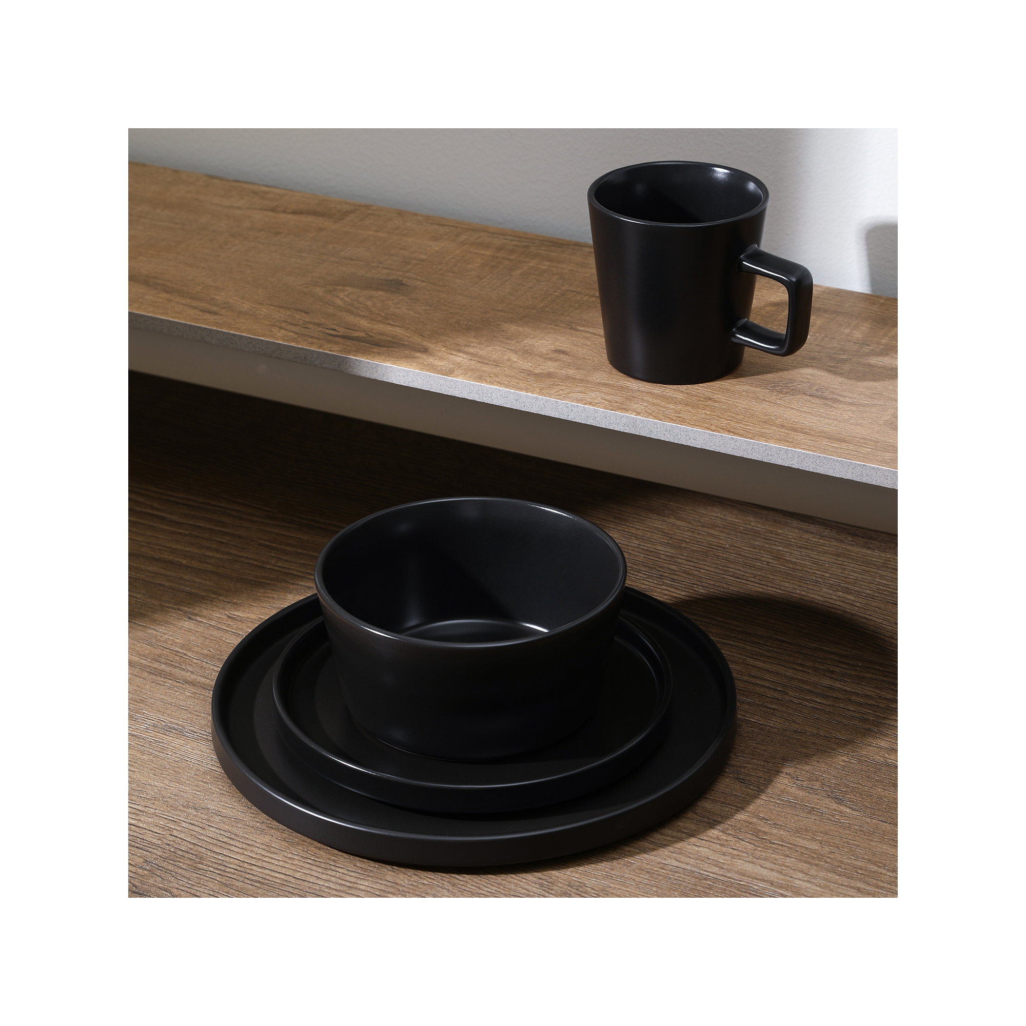 Celina Dinnerware Set, 16, Matt Black