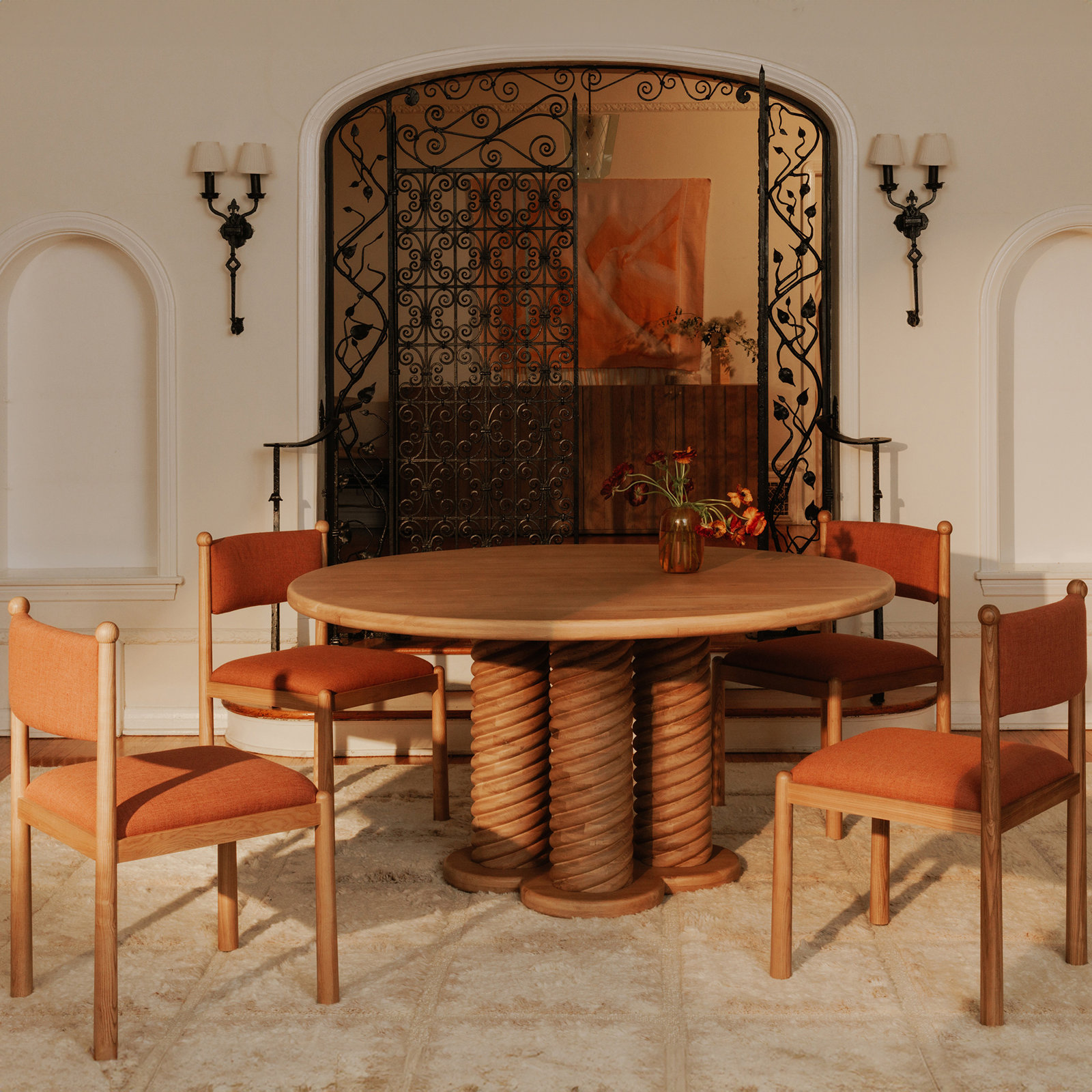 Treccia 60'' Round Dining Table