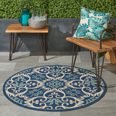 Machine-Woven Stain Resistant Floral Area Rug