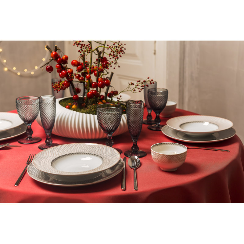 Maya Porcelain Salad/Dessert Plate