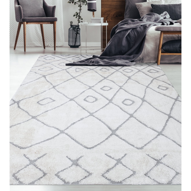 Argueta Geometric Indoor Rug, Rectangle 8' x 10'