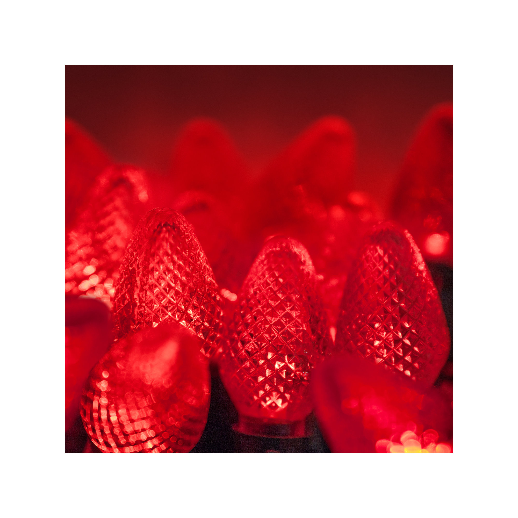 C9 LED Christmas String Light, Red, 17' L, 25