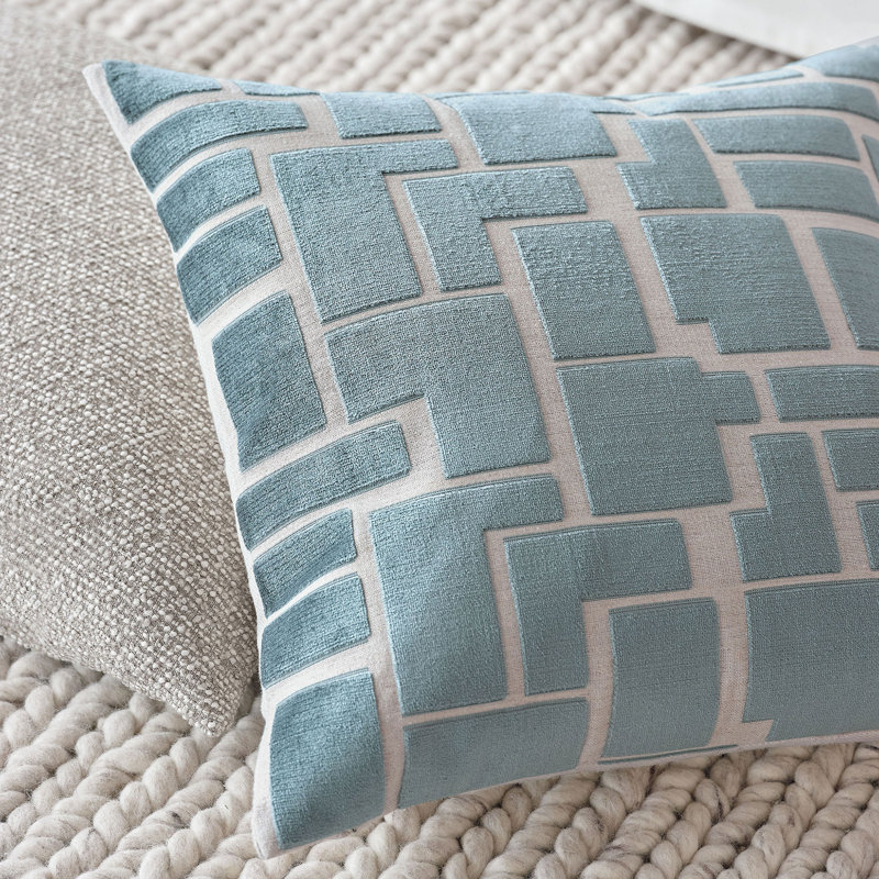 Figura Velvet Pillow Cover & Insert, Square