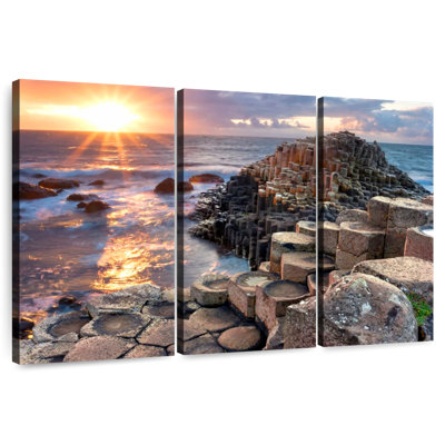 Gillard Giant's Causeway Beach