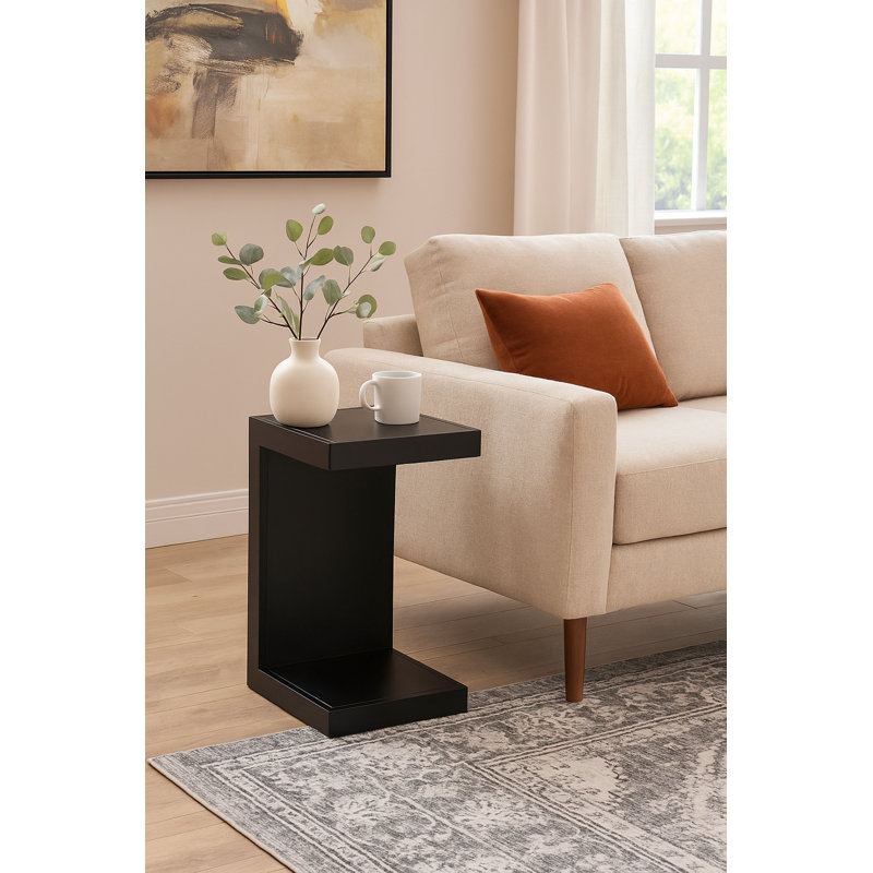 Table de bout contemporaine Amble, table d'appoint en forme de C en chêne