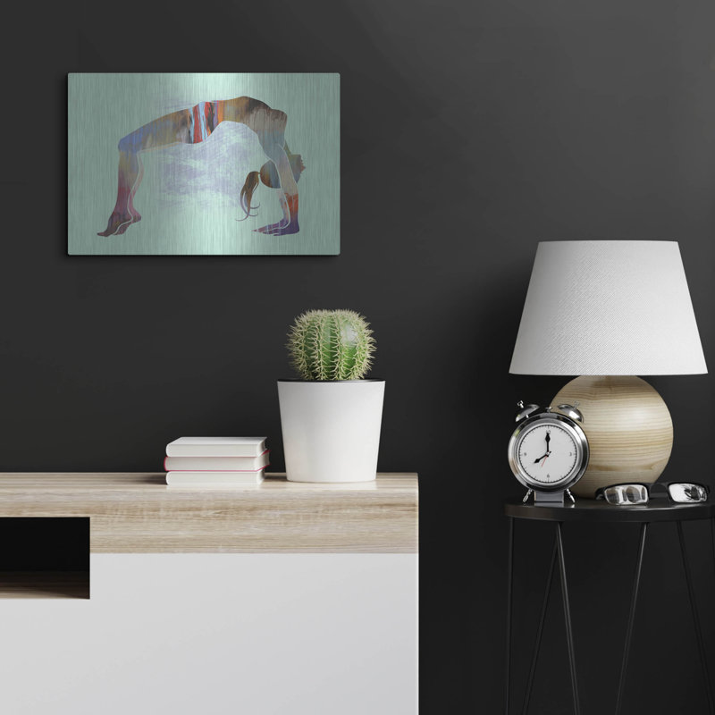 Art mural en métal «Upward Bow Pose Moon» par Tim Parker, H 16 po x l 24 po