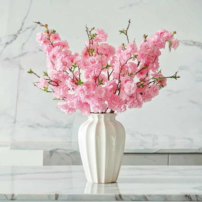 Fleurs simulées, fausses fleurs, fleurs séchées, décoration florale