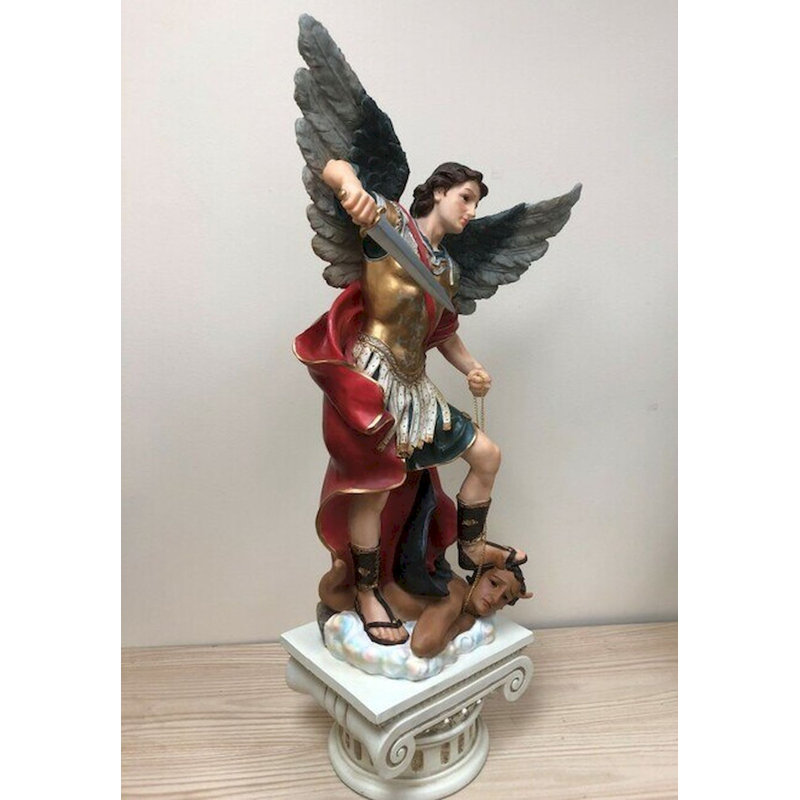 Statue Encarnacion St. Michael