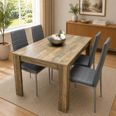 Robertha 4 - Person Dining Set