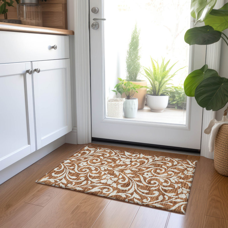 Lamanna Washable Floral Indoor / Outdoor Rug, Rectangle 1'8" x 2'6"